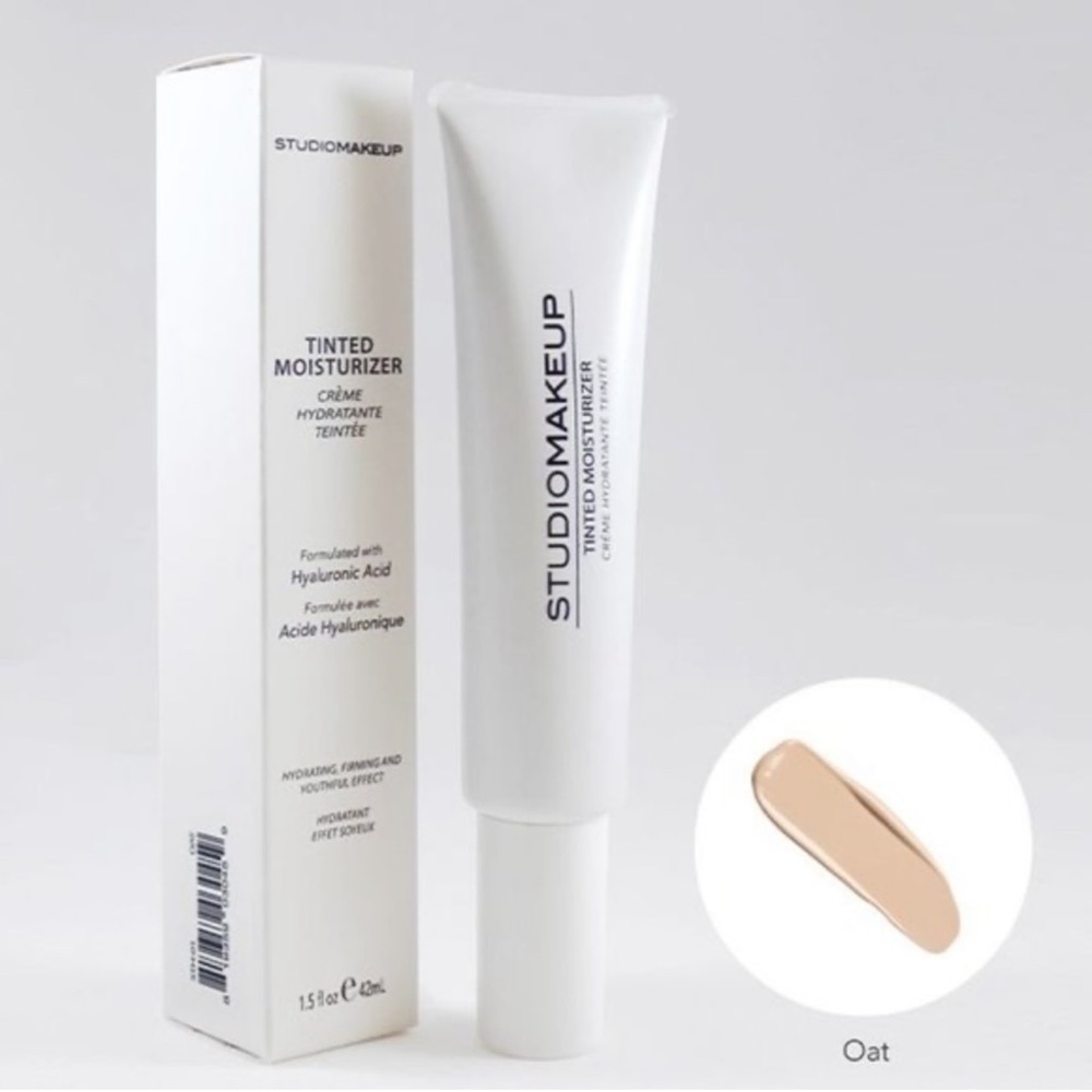 STUDIOMAKEUP TINTED MOISTURIZER IN OAT